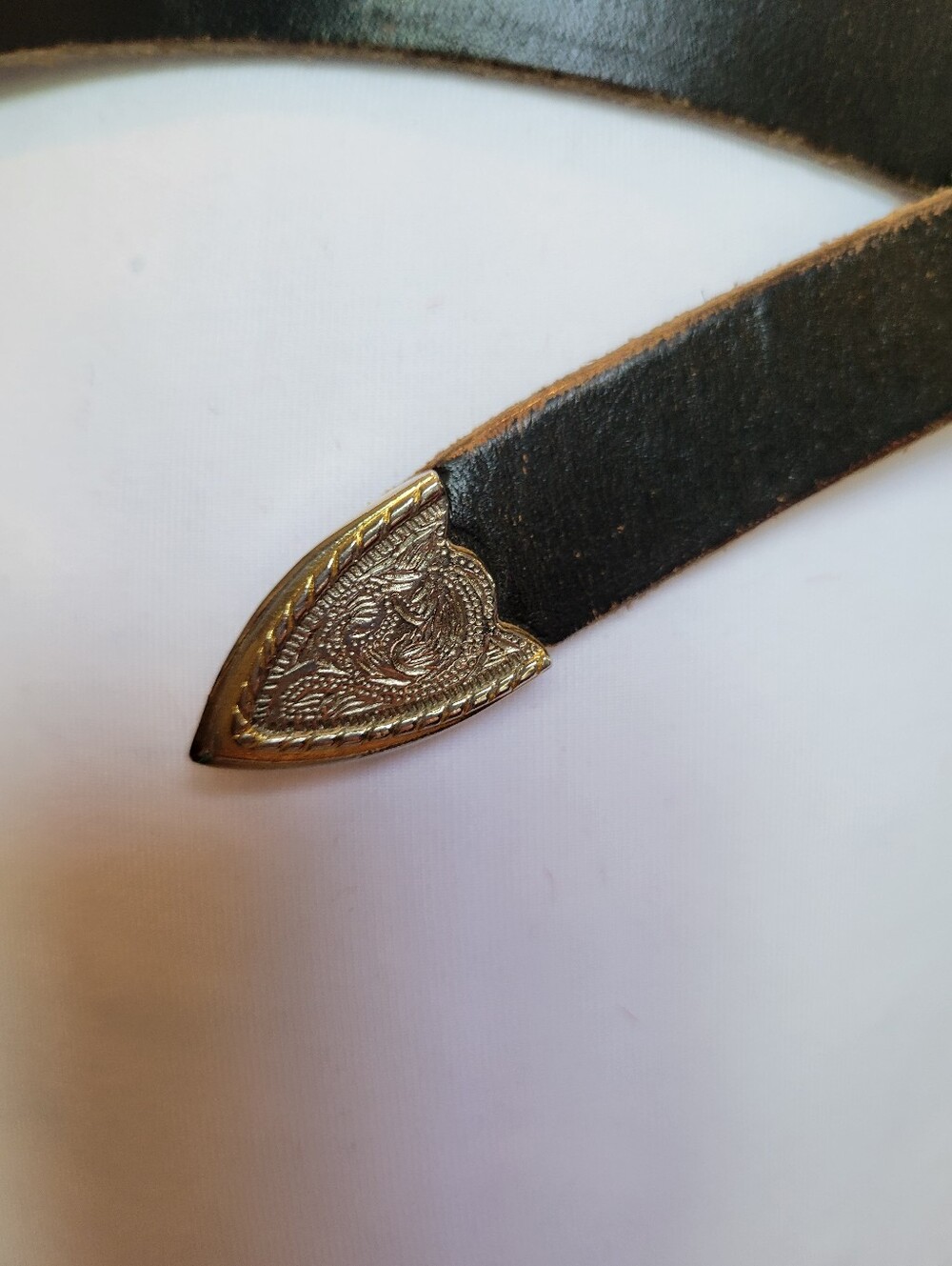 Vintage Western Leather Belt with Ornate Silver & Gold Tone Etched Buckle - Picture 4 of 8